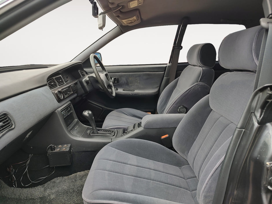 Nissan Laurel