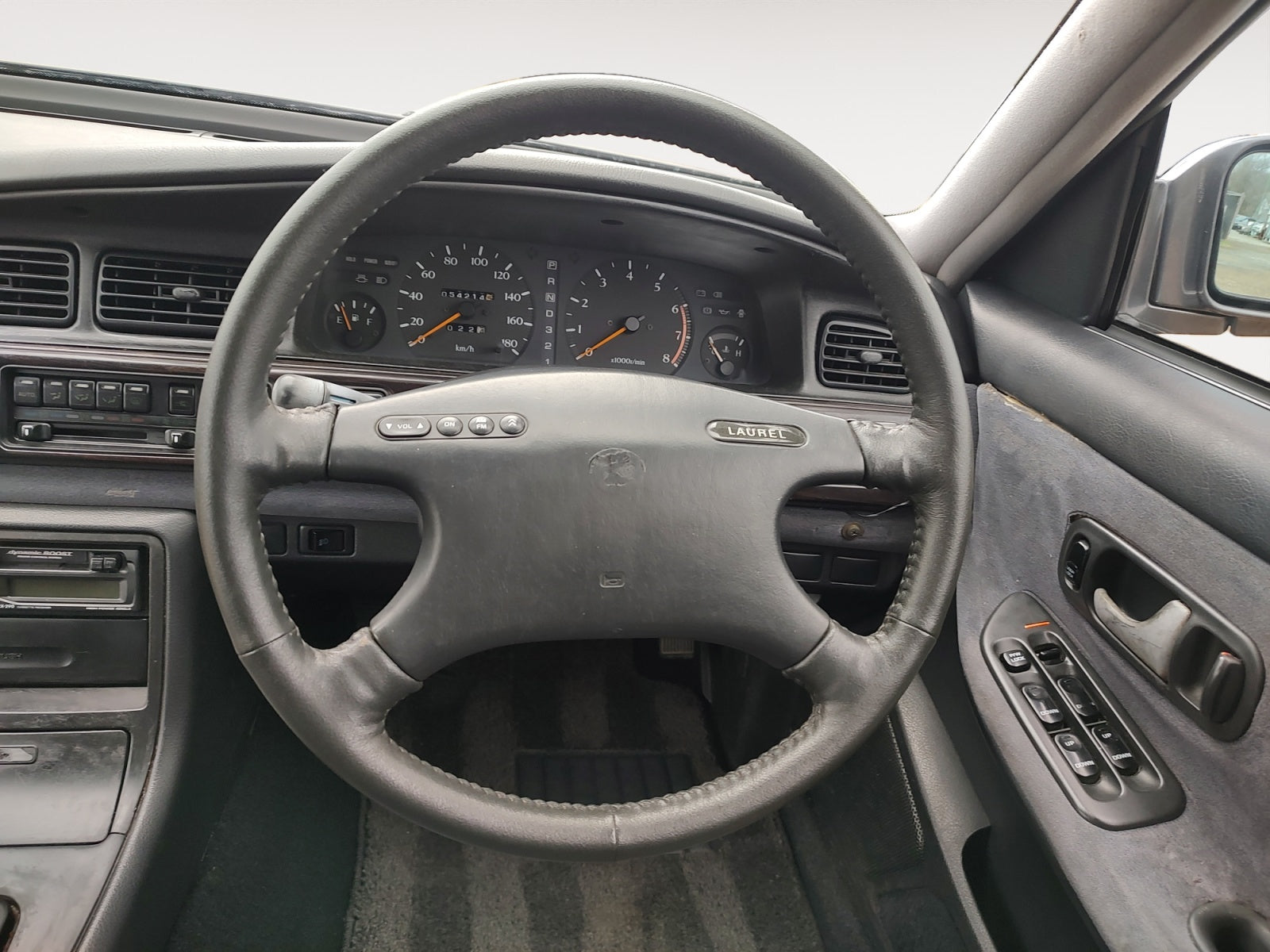 Nissan Laurel